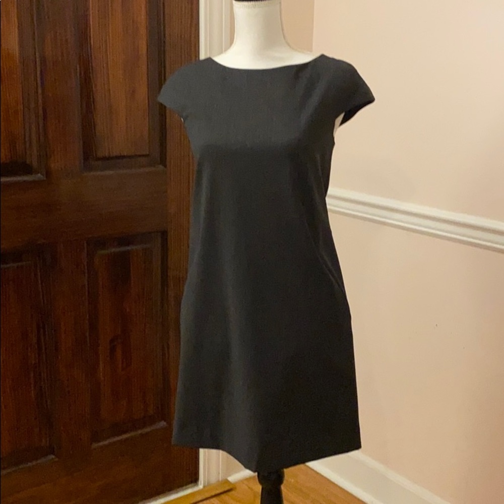 Short cap sleeve dress by Theory.
